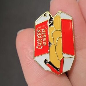 Chicken Nuggets in Box 3/4" Tack Pin Red White